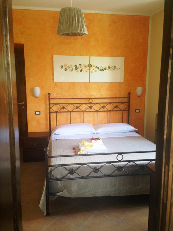 Al Casale Dei Nonni Bed and Breakfast Laureana Cilento Exterior foto